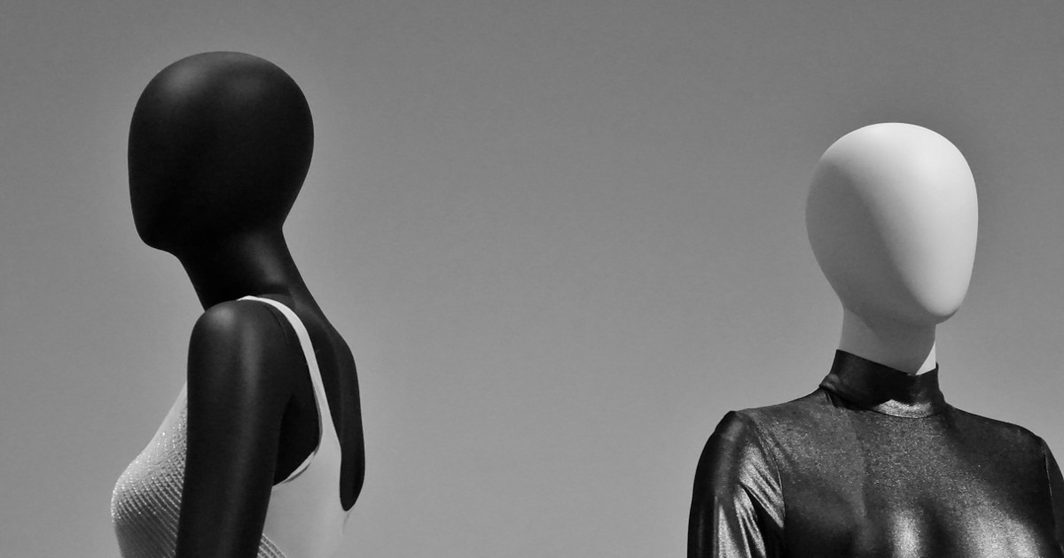 When toxic beauty standards leave no room for our own truth. (photo: Pedro Vit)